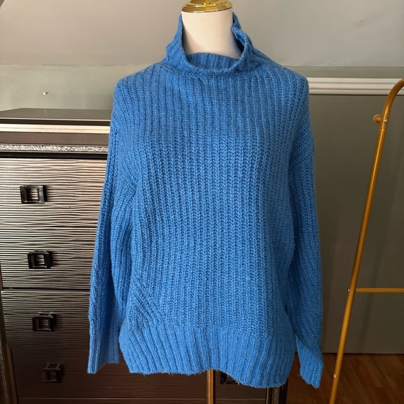 Maeve by Anthropologie The Dakotah Oversized Turtleneck Sweater - Picture 1 of 4